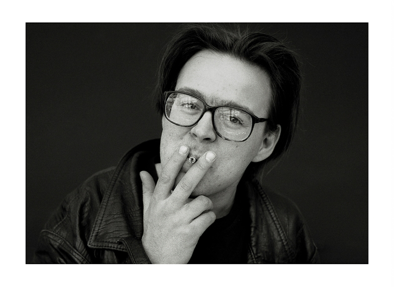 documenta9wimdelvoyesmoking2-870a.jpg