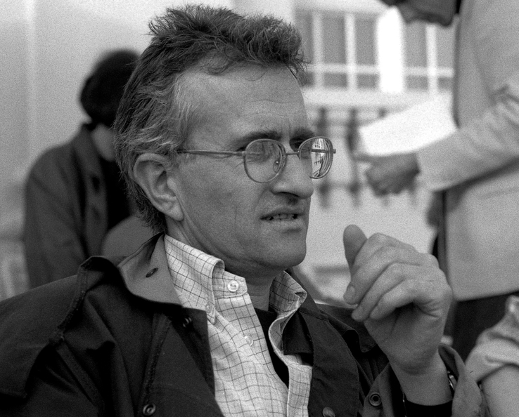 jochen-gerz-2-mk-documenta-8-87.jpg