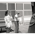 documenta-9-jose-resende-explaining1000.jpg