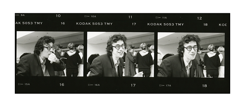 documenta-9-bart-de-bare.jpg