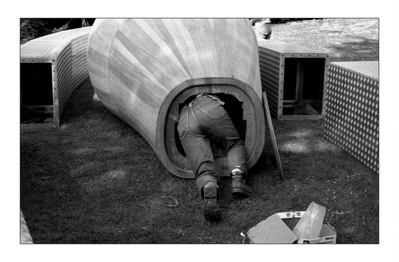 documenta-9-richard-deacon-002_1.jpg
