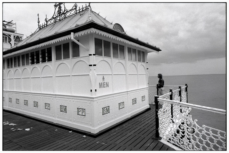a-england-brighton-pierre-painter-ra-1100.jpg