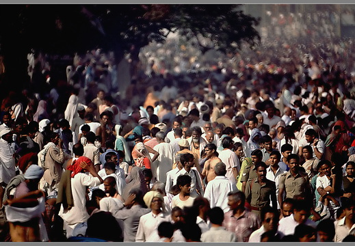 -k-die-massen-am-vortag-der-kumbh-mela-filtered