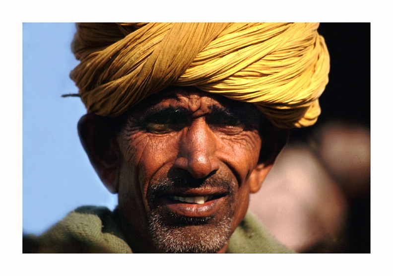 -k-mann-mit-turban-gelb.jpg