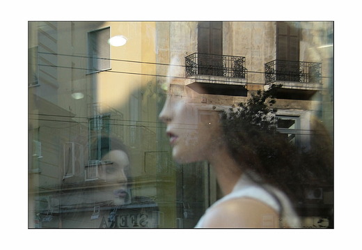-k-napoli-spiegelung-mit-puppen-ausschnitt-0362-02-04-2006